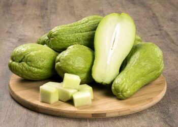 Vitamin K có trong su su sẽ có tác dụng giúp cơ thể dễ dàng hấp thu canxi