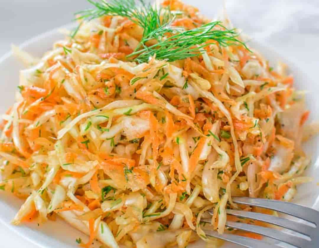 Cách làm salad bắp cải trộn mayonnaise giảm cân