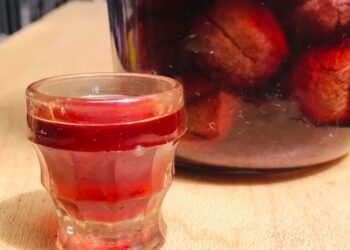 2 Cách ngâm rượu mận thơm ngon, đơn giản tốt cho sức khỏe