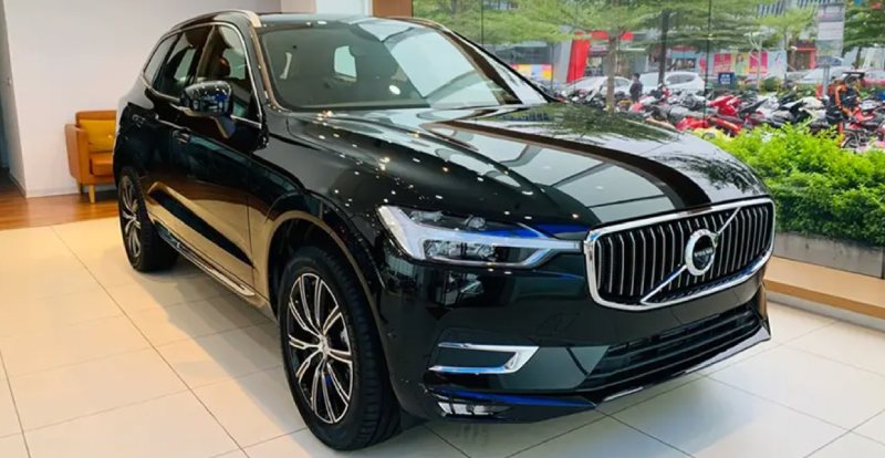 Mẫu xe Volvo 5 chỗ đảm bảo an toàn, năng xuất vận hành mạnh mẽ